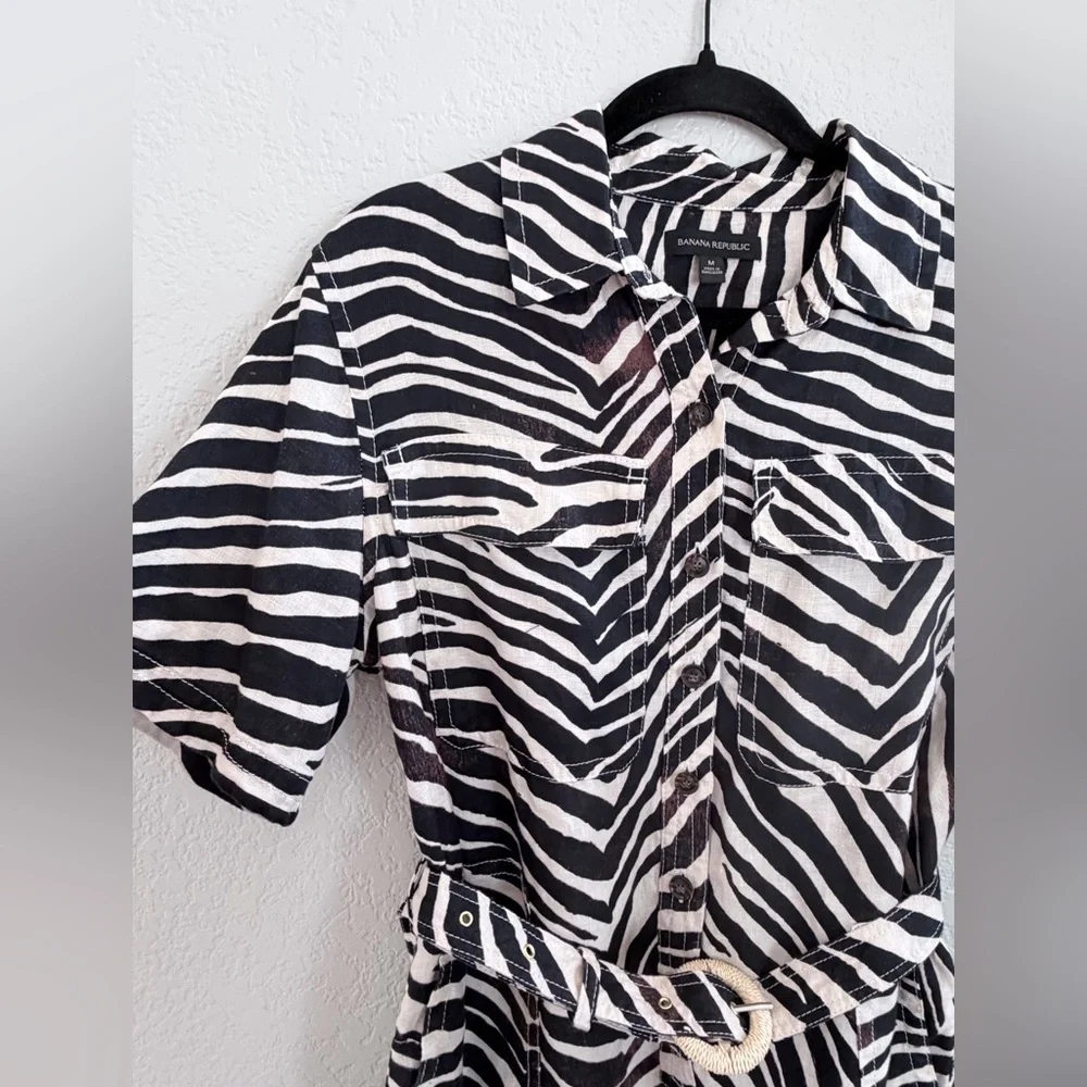 Banana Republic size medium